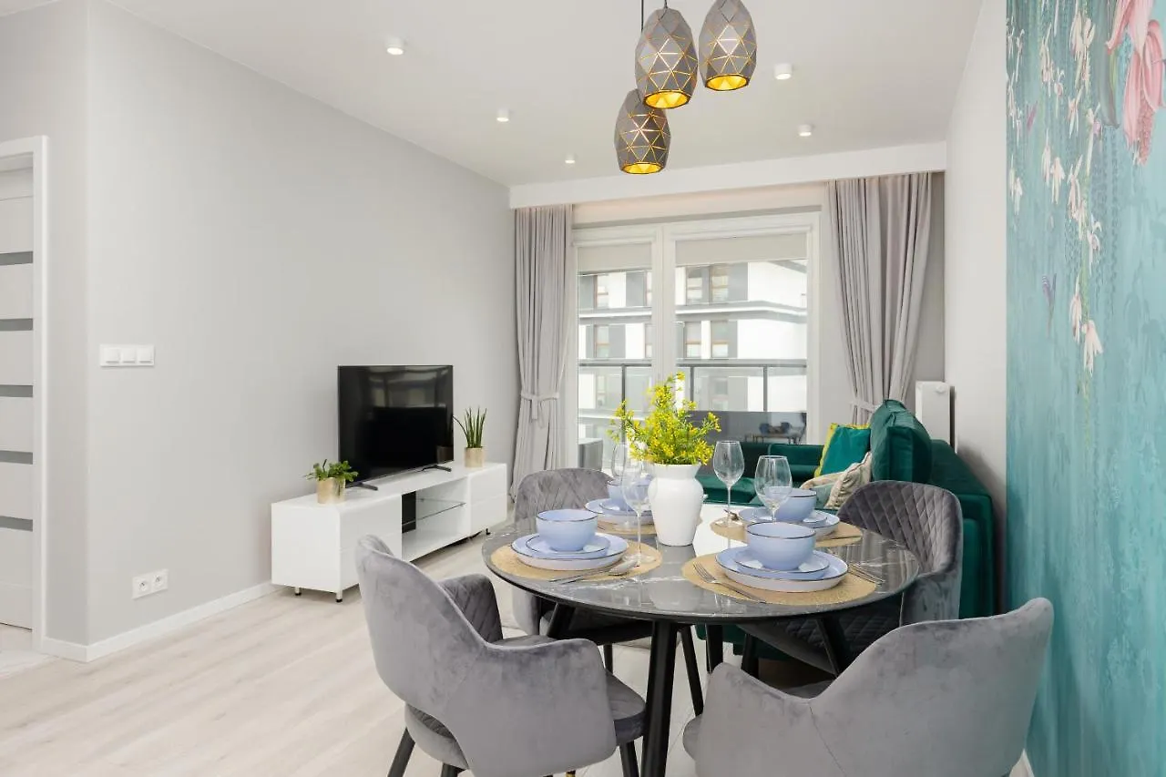 Turquoise Apartment Near The Royal Lazienki Warsaw By Noclegi Renters 0*,