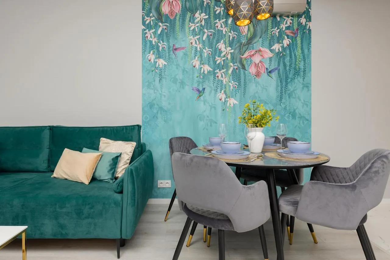 Turquoise Apartment Near The Royal Lazienki Warsaw By Noclegi Renters 0*,  Poland